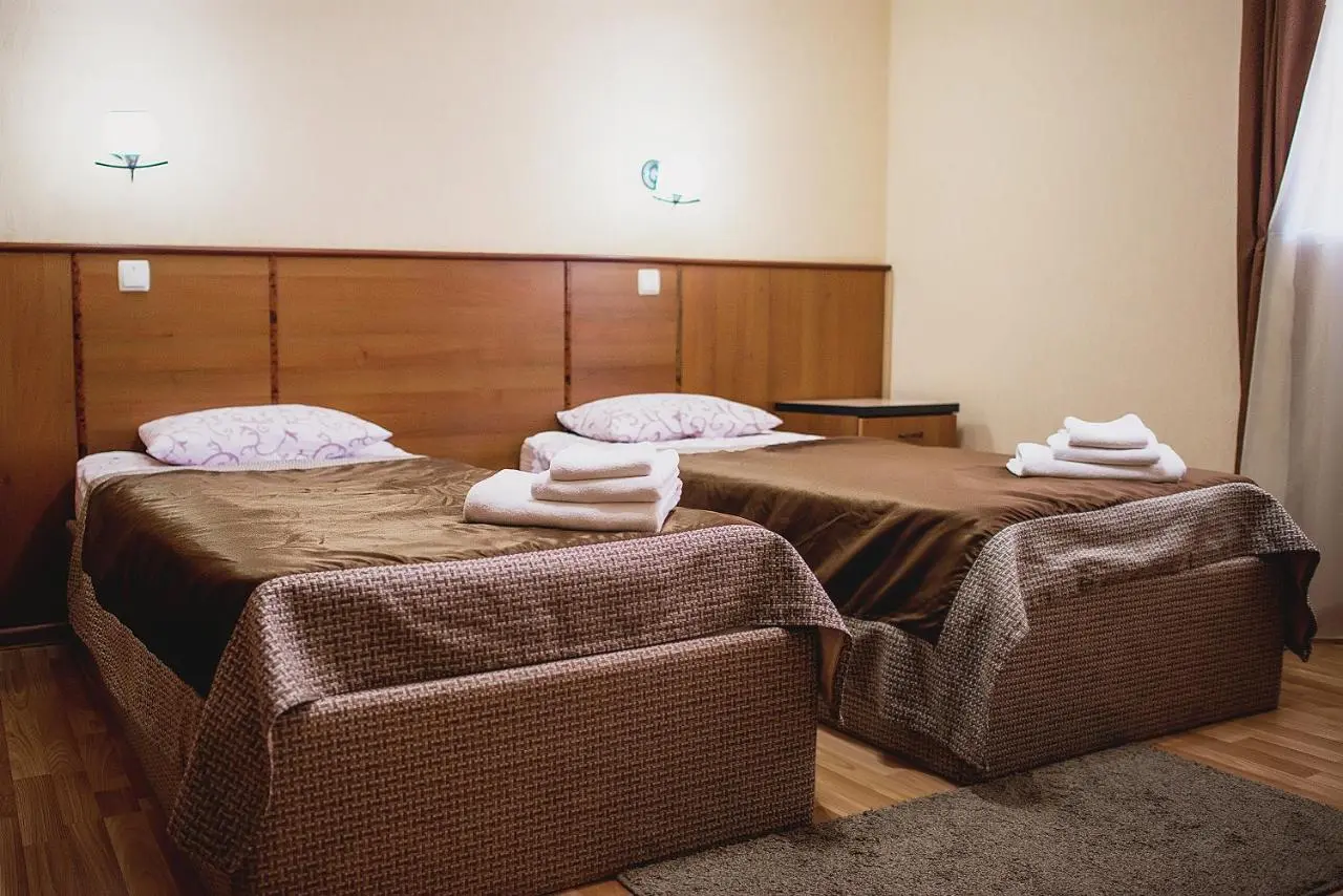 Каменск-Шахтинский: Hotel 7 Ogney