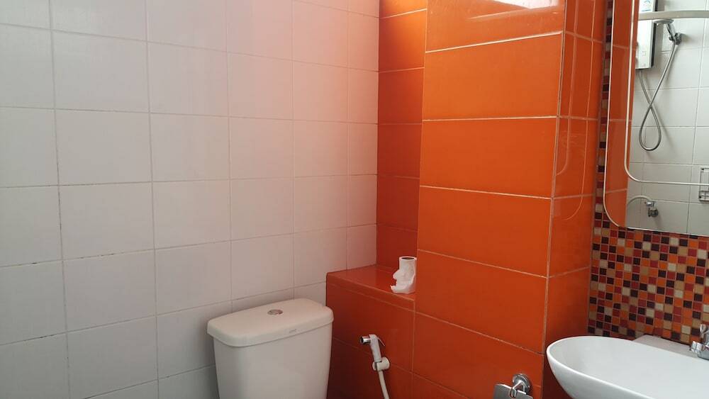 Сураттхани: The Living Hotel at Surat Thani