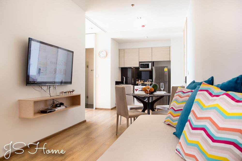Бангкок: City Park Luxury Home
