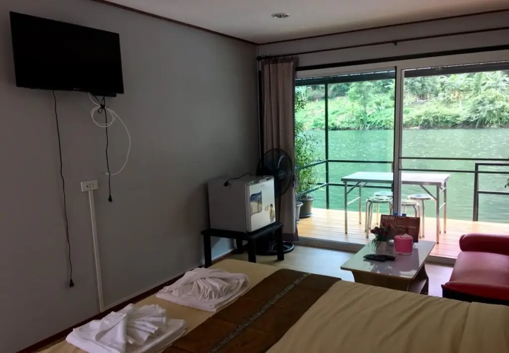 Тха Кра Дан: River Hill Side Resort