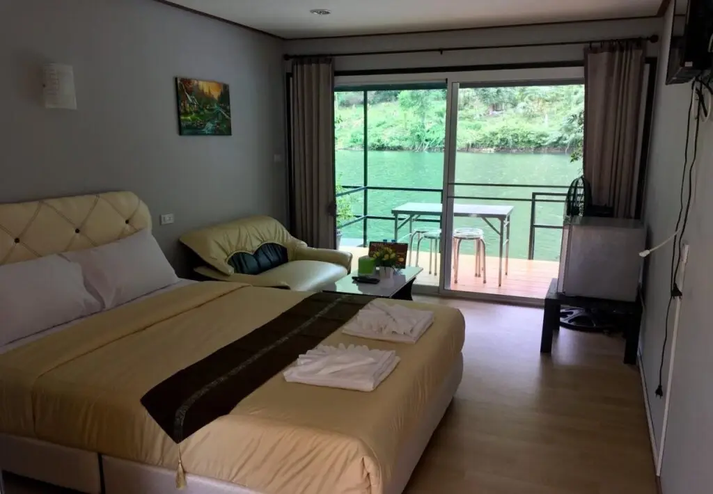 Тха Кра Дан: River Hill Side Resort