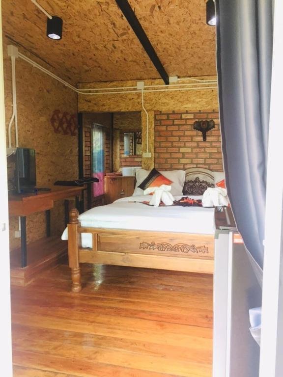 Старая часть Ланты: Mook Tamarind Resort