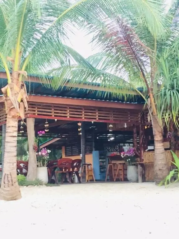 Старая часть Ланты: Mook Tamarind Resort