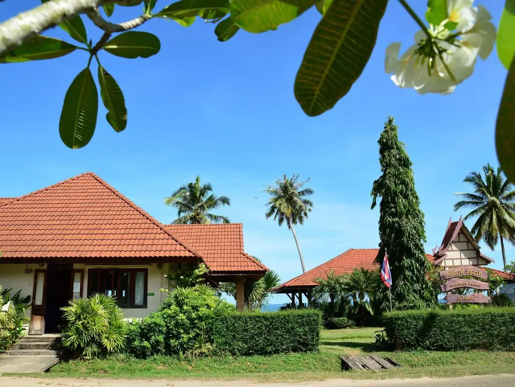 Clean Wave Resort — фото 1