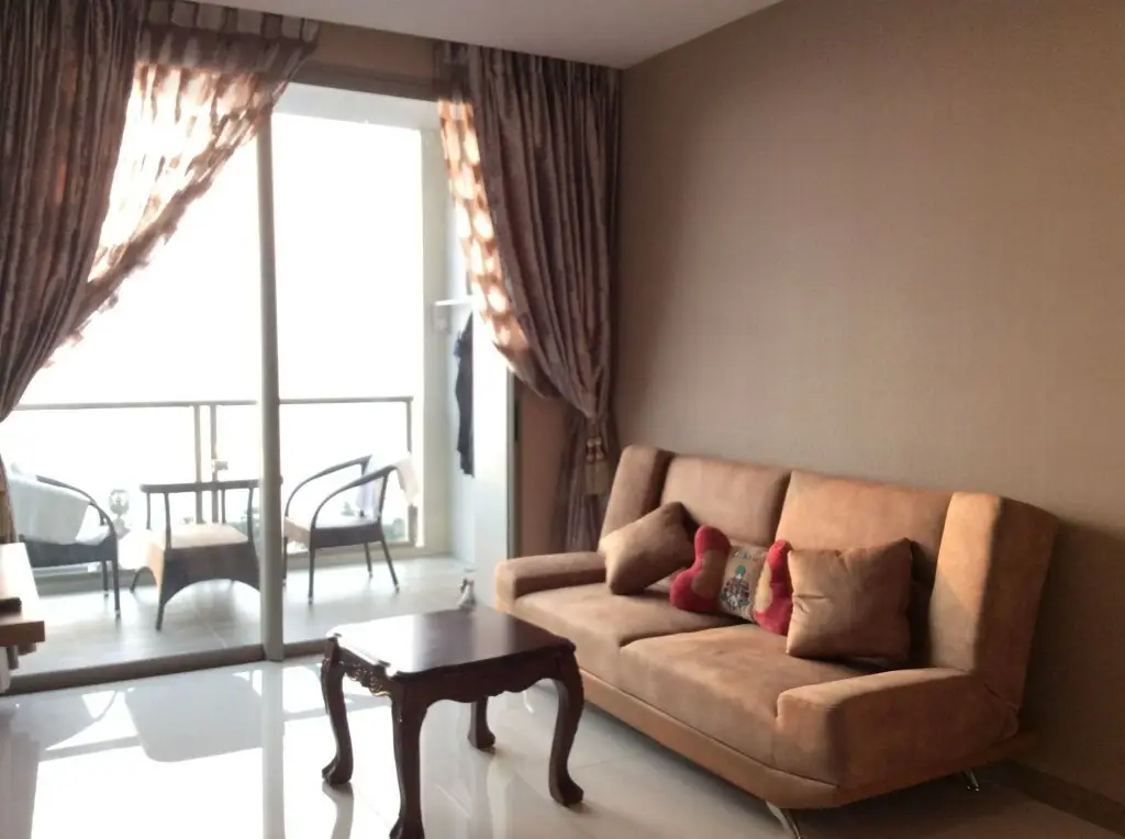 Паттайя: The Riviera Wongamat Hong Apartment