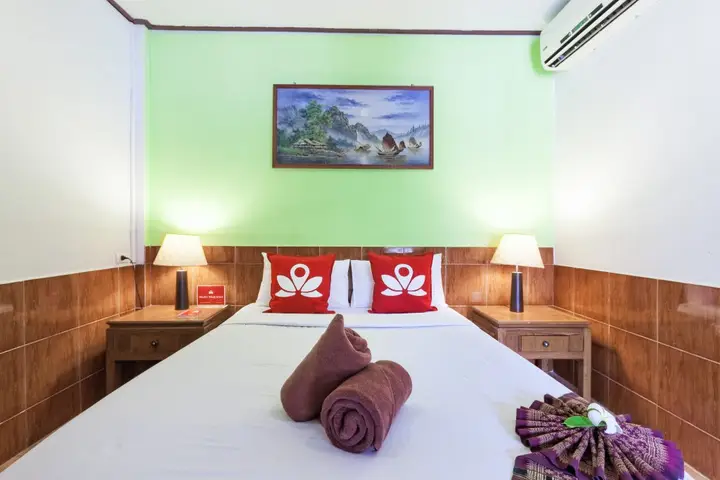 Кату: Отель ZEN Rooms Chaloemprakiat Patong