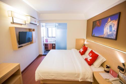Чиангмай: Zen Rooms Arak Road Hotel