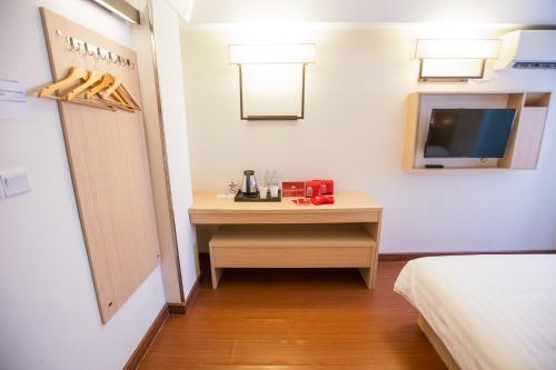 Чиангмай: Zen Rooms Arak Road Hotel