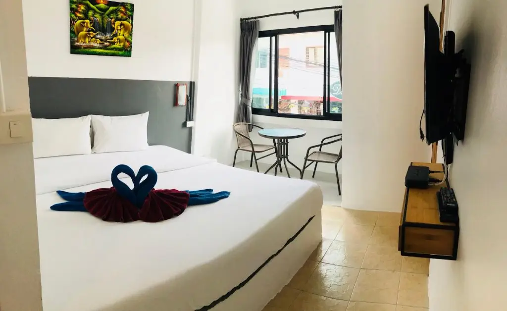 Мэй-Хаад-Бэй: Booking Center Guesthouse