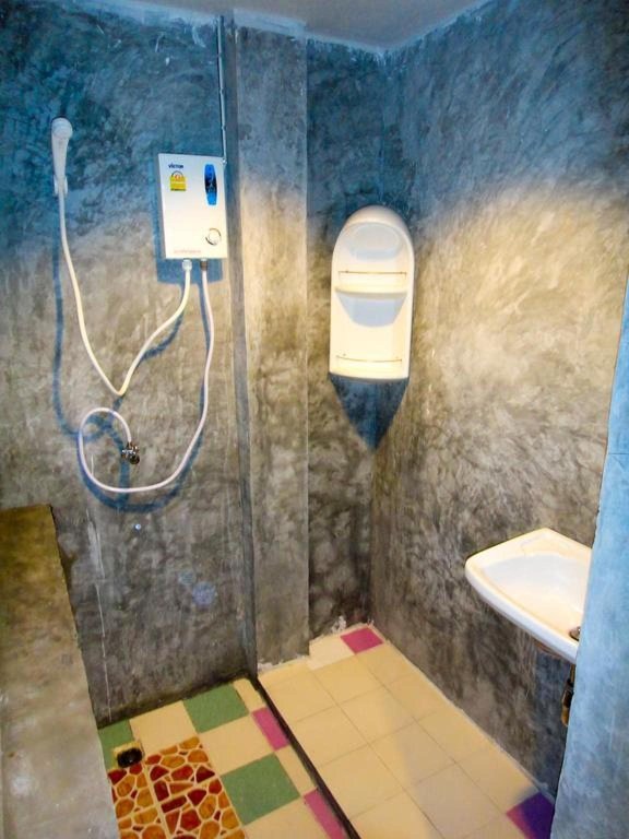 Мэй-Хаад-Бэй: Booking Center Guesthouse