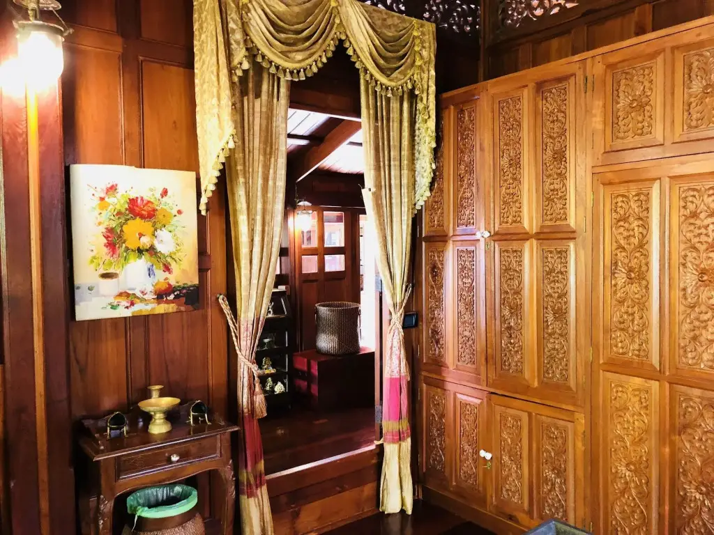 Муанг: Royal Thai Villas Phuket
