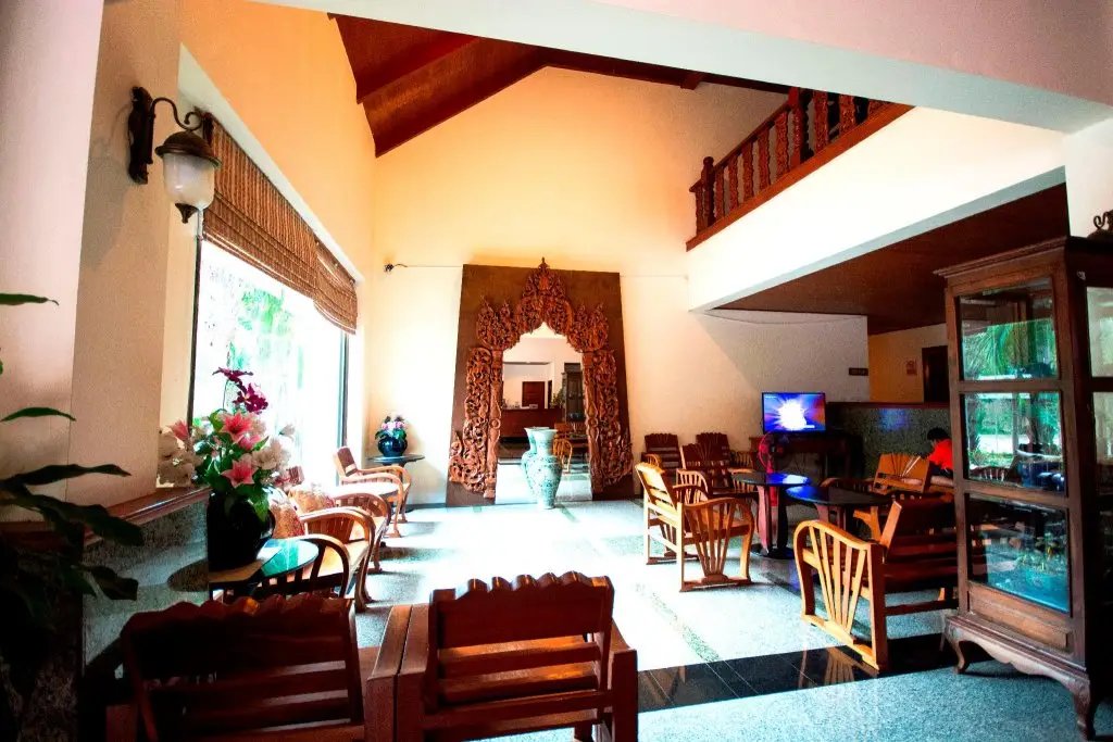 Так: Tak Andaman Resort & Hotel