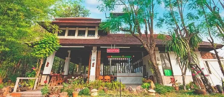 Так: Tak Andaman Resort & Hotel