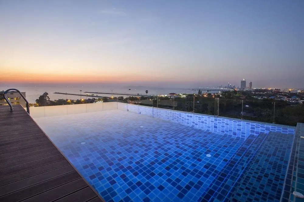 Паттайя: Longbeach Pattaya