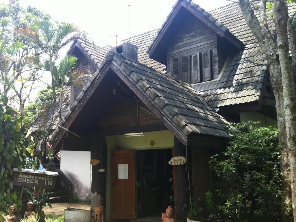 Mae Chan: Mae Khum Villa
