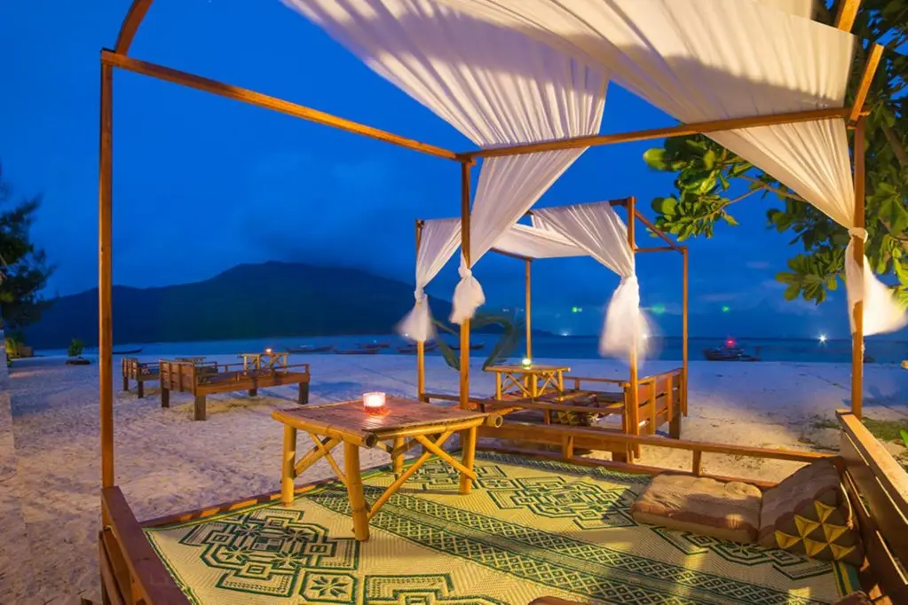 пляж Санрайз: Lipe Beach Resort