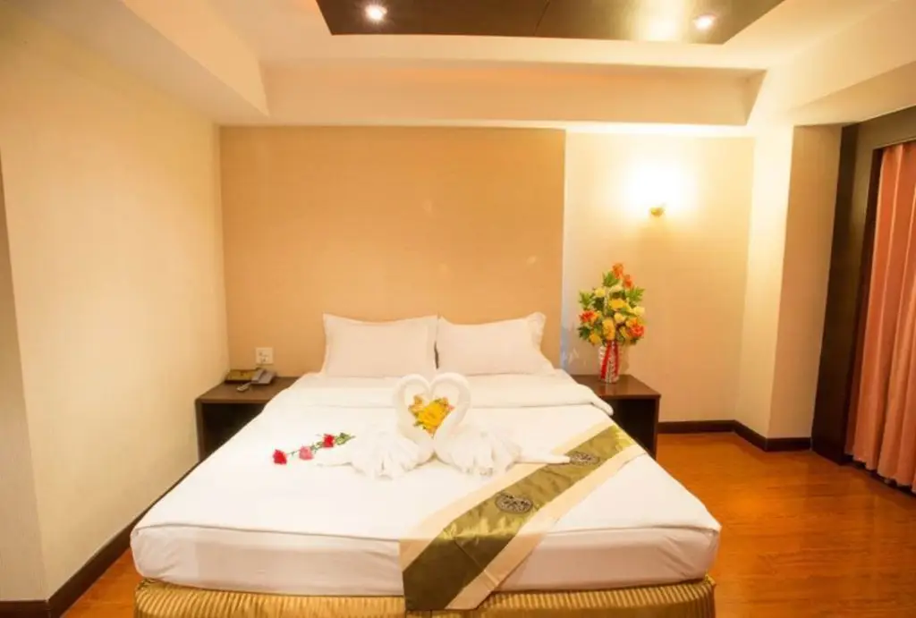 Садао: M Hotel Danok