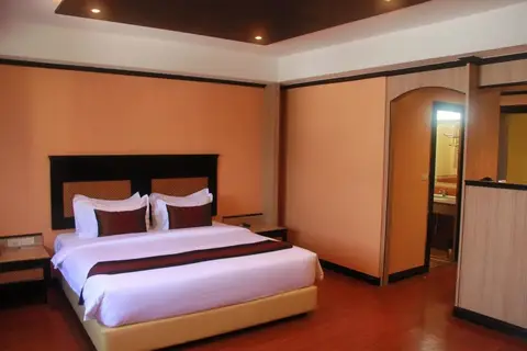 M Hotel Danok — фото 1