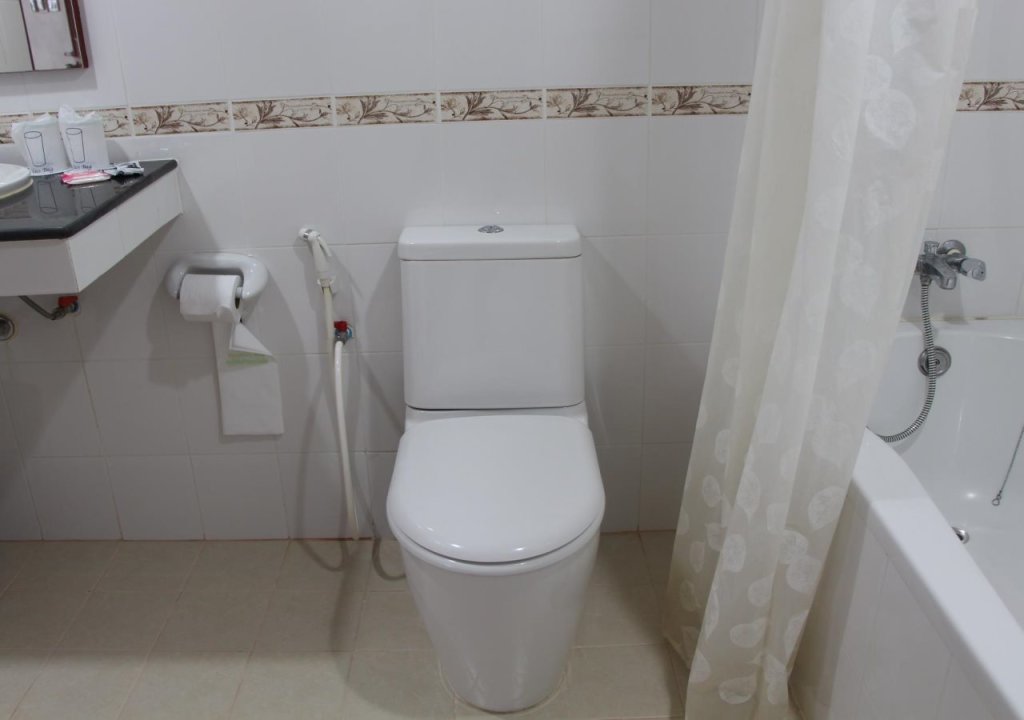 Муанг: Neptuna Kata Hotel