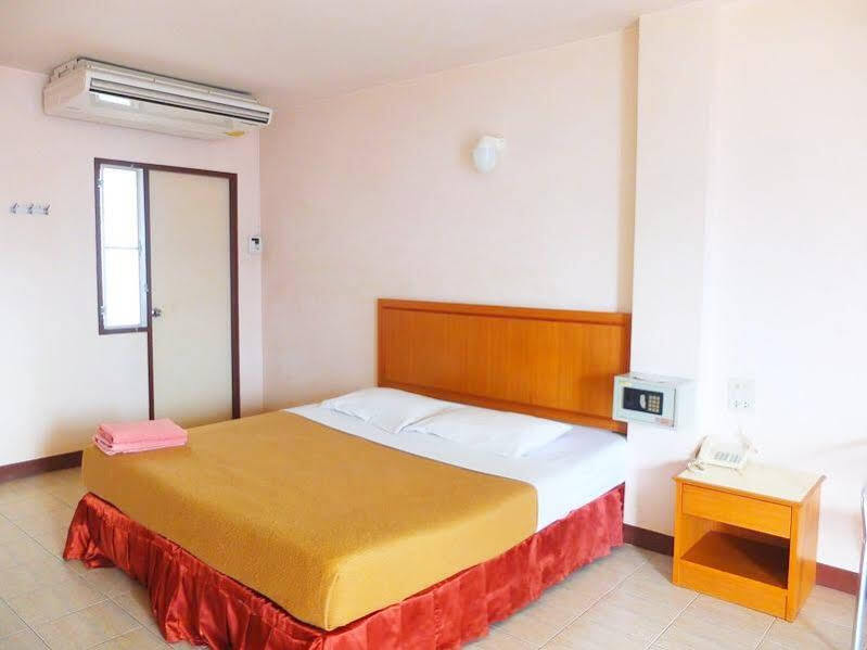 Паттайя: Rose House Pattaya
