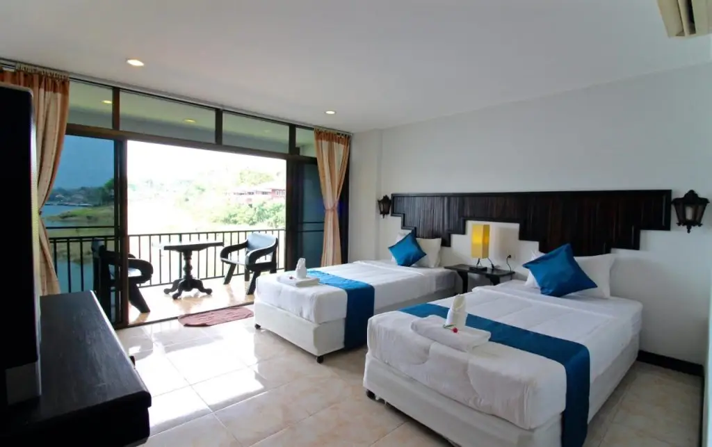 Сангкхла Бури: Phornpailin Riverside Resort