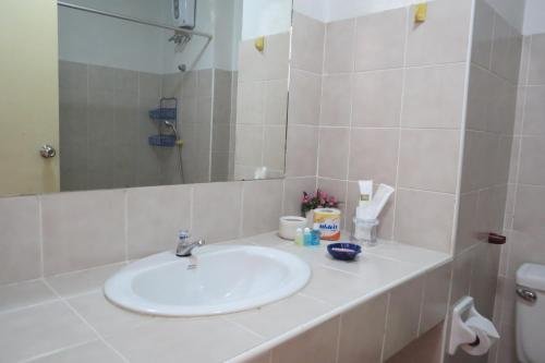 Паттайя: Tewa Services At View Talay