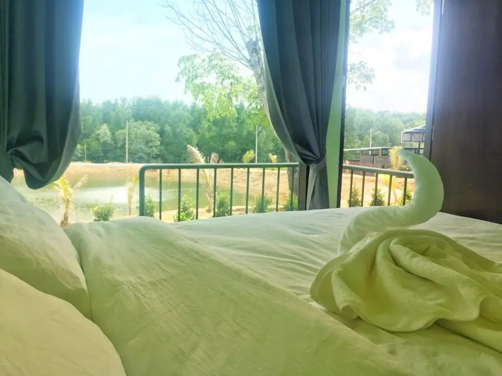 Муанг: T-House