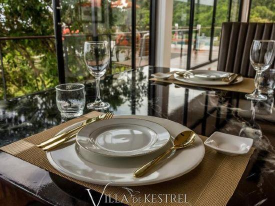 Остров Тау: Villa De Kestrel