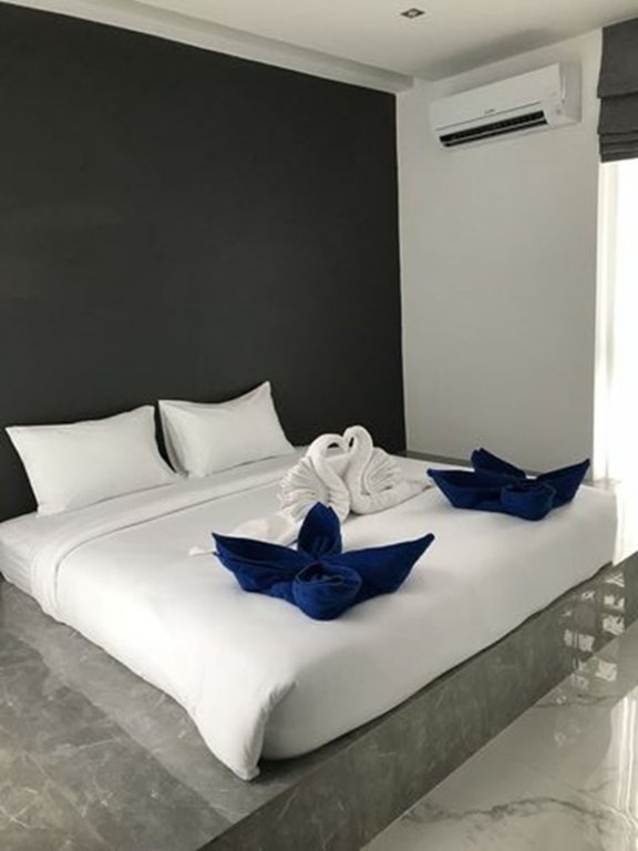 Самуи: Lennon Maison