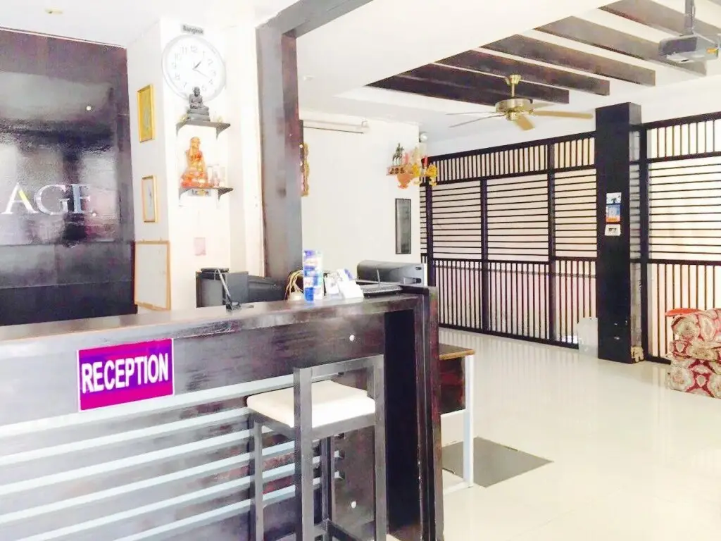Кату: The Bird Cage Patong Guesthouse
