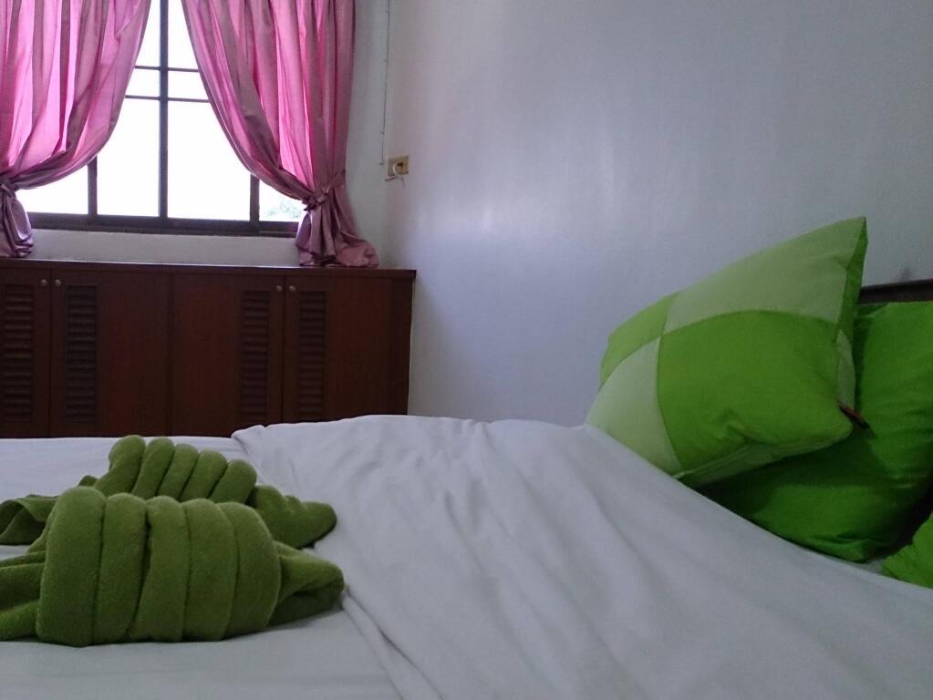 Бангкок: Thaweesup Condotel