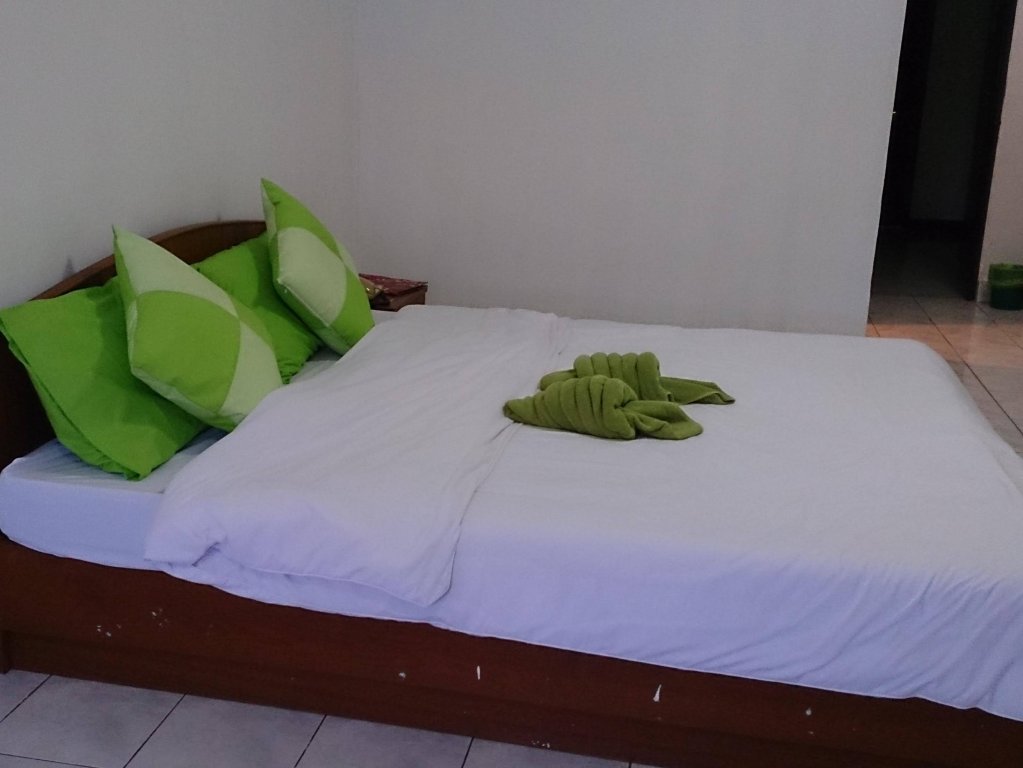 Бангкок: Thaweesup Condotel