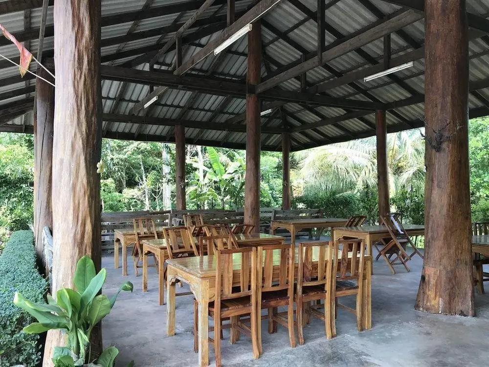 Клонг-Яй: Taweesuckkittiya Resort