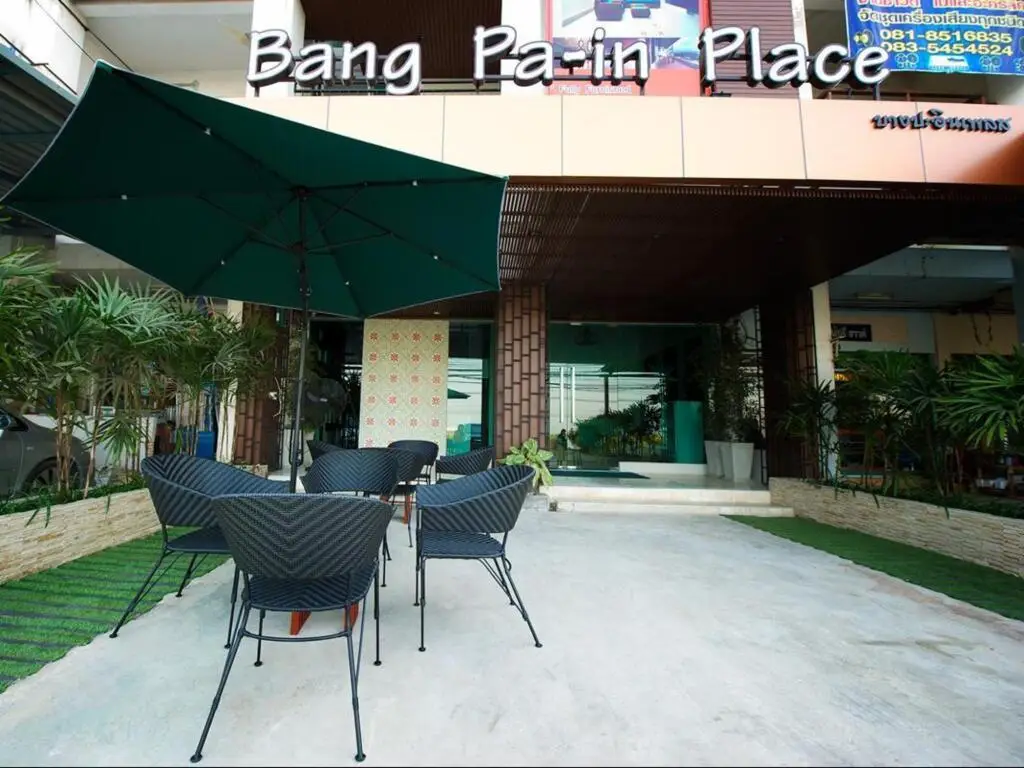 Банг Па-Ин: Bang Pa-in Place