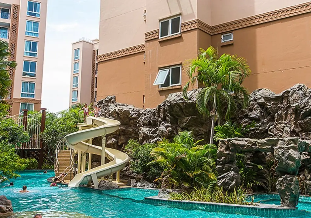 Паттайя: Atlantis Resort Jomtien Beach by Bakuri Hospitality