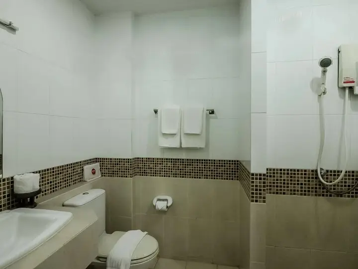 Бангкок: Unico Srinakarin Residence
