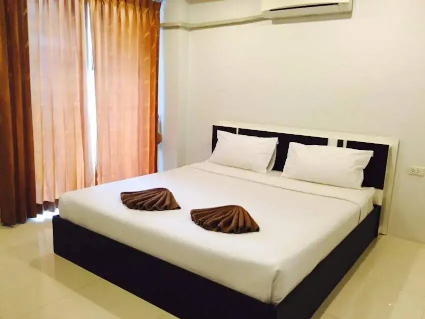 Кату: Happy Home Patong Beach