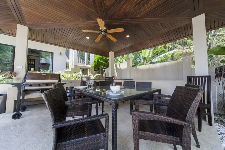 Муанг: Villa Ploi Attitaya 6 Bed 2 Storey Villa Near Nai Harn Beach