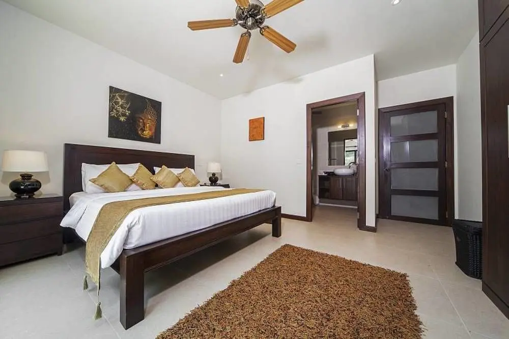 Муанг: Villa Ploi Attitaya 6 Bed 2 Storey Villa Near Nai Harn Beach