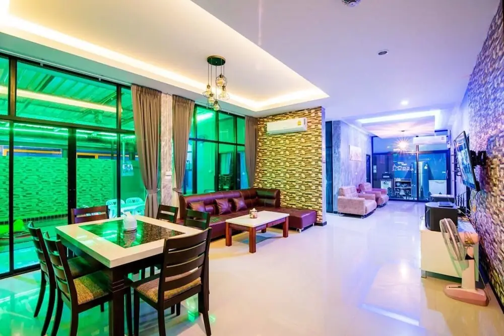 Чаам: Grand Prix Pool Villa