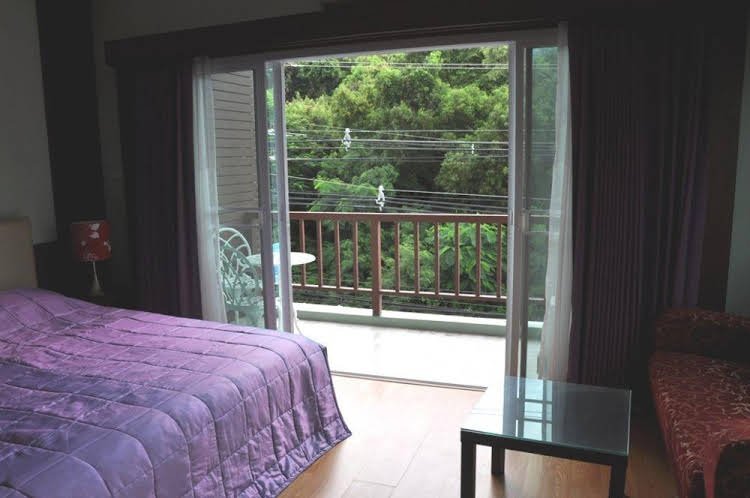 Паттайя: Hill Top Sweet Serviced Apartment