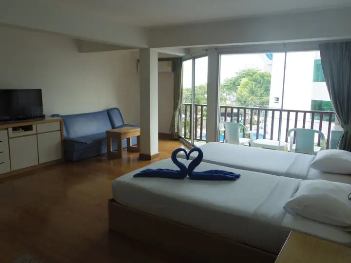 Паттайя: Charming Inn Hotel