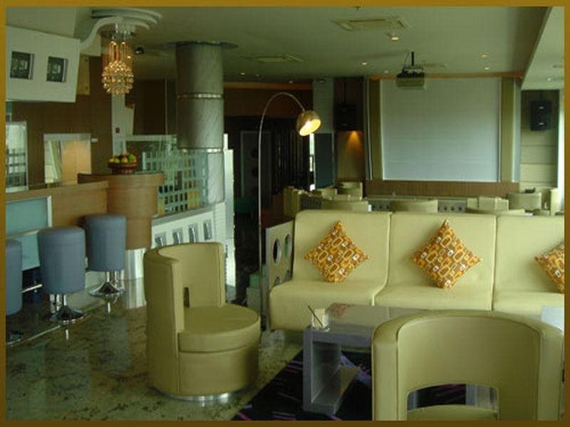 Супханбури: Sri U-Thong Grand Hotel