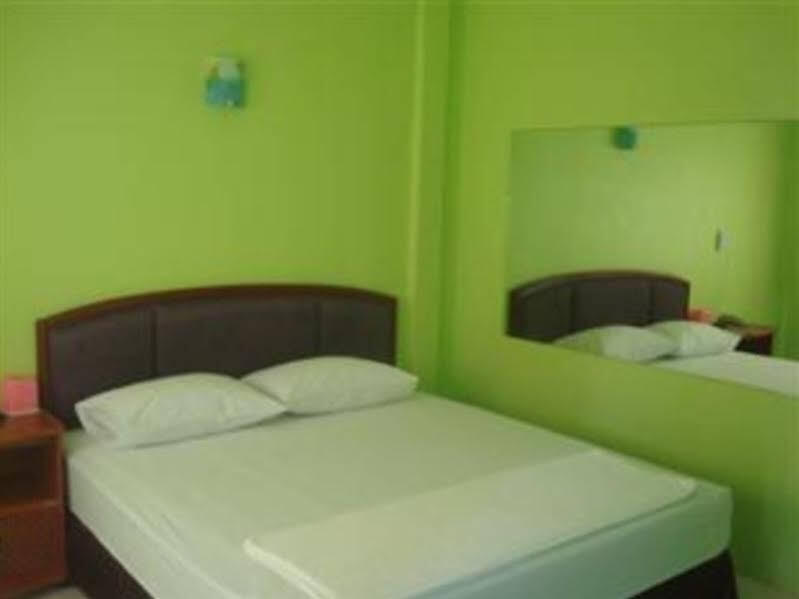 Хатъяй: Banrimpoo Resort