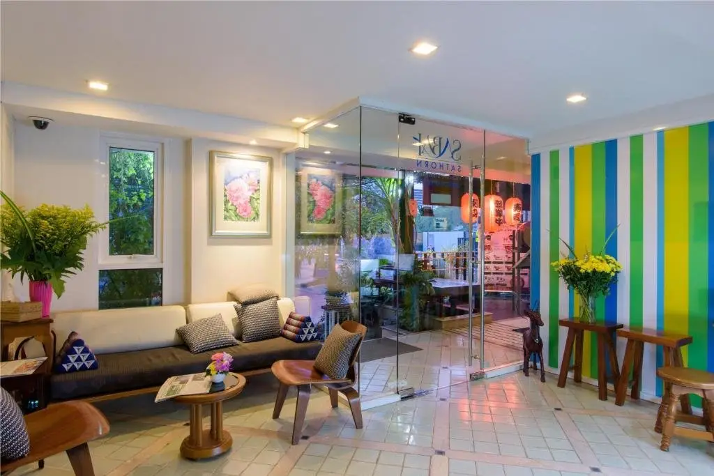 Бангкок: Sabai Sathorn Service Apartment