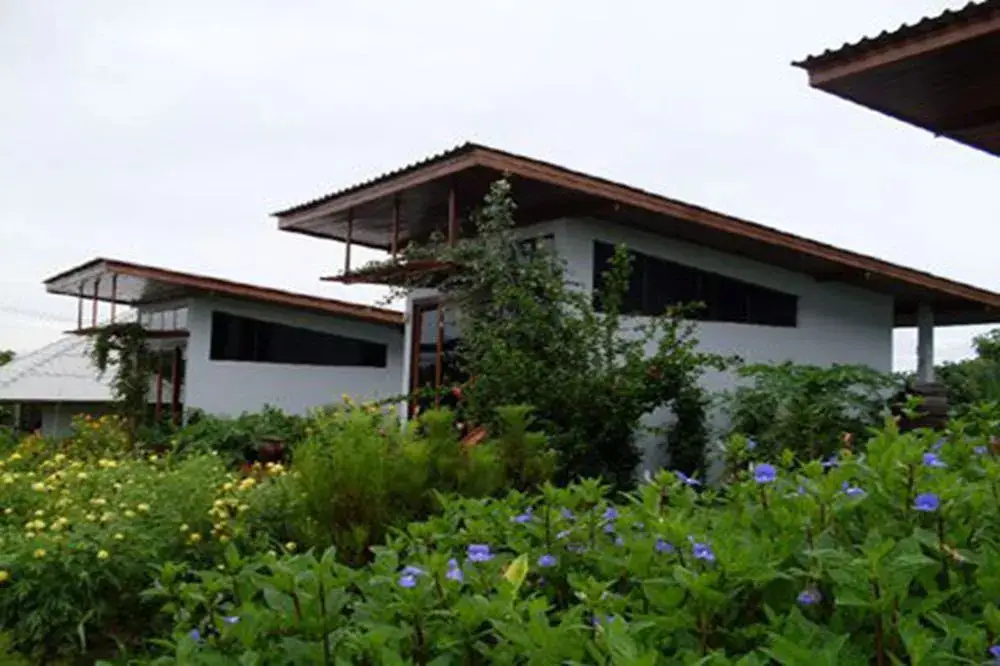 Тхоэнг: Upcountry Bungalows