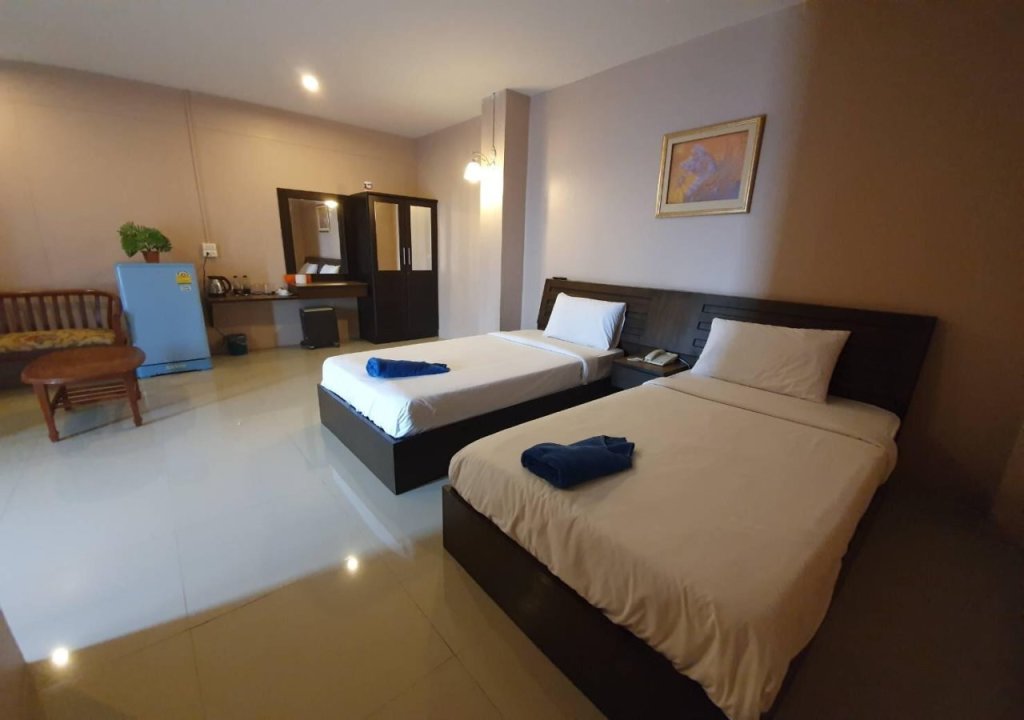 Кхонкэн: Highway Hotel Khon Kaen