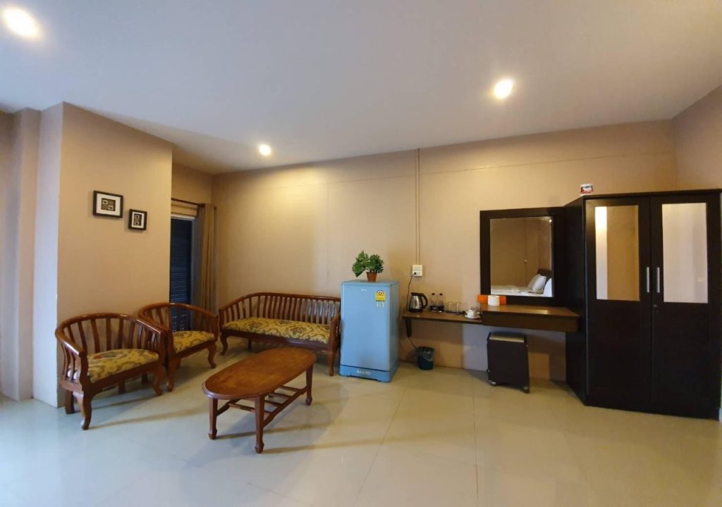 Кхонкэн: Highway Hotel Khon Kaen