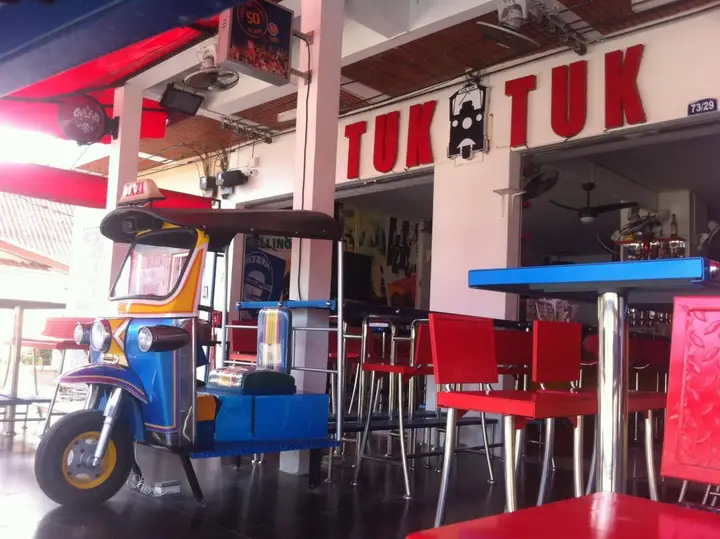 Самуи: Tuk Tuk Hotel