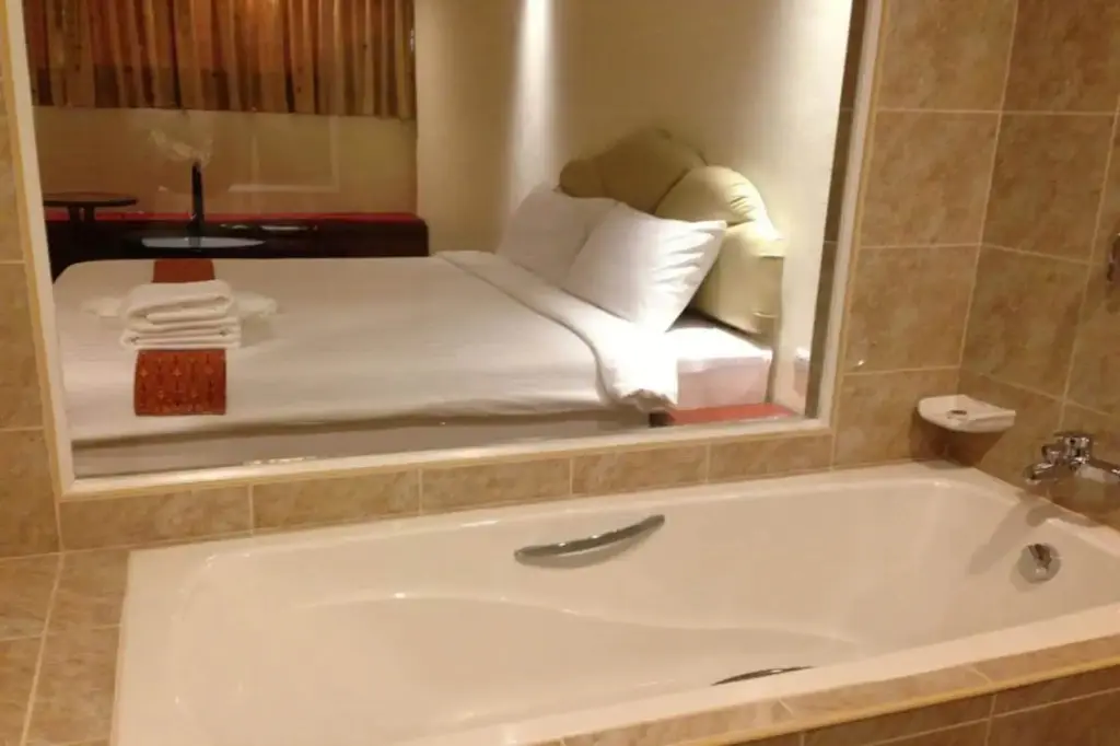 Паттайя: At Sea Hotel Pattaya